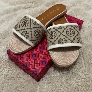 Tory Burch Jacquard Espadrille Slide. Brand new still in box.